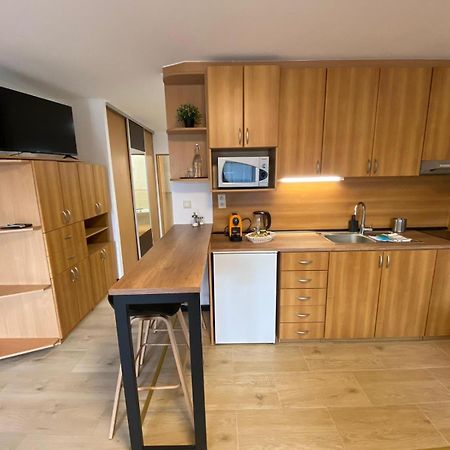 Apartmany Tereza & Free Parking Bratislava Bagian luar foto